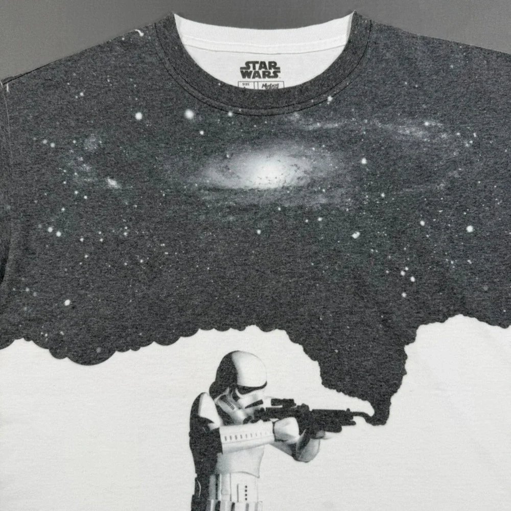 Star Wars Stormtrooper T Shirt Mens Large 2011 Mighty Fine Galaxy Graphic Tee